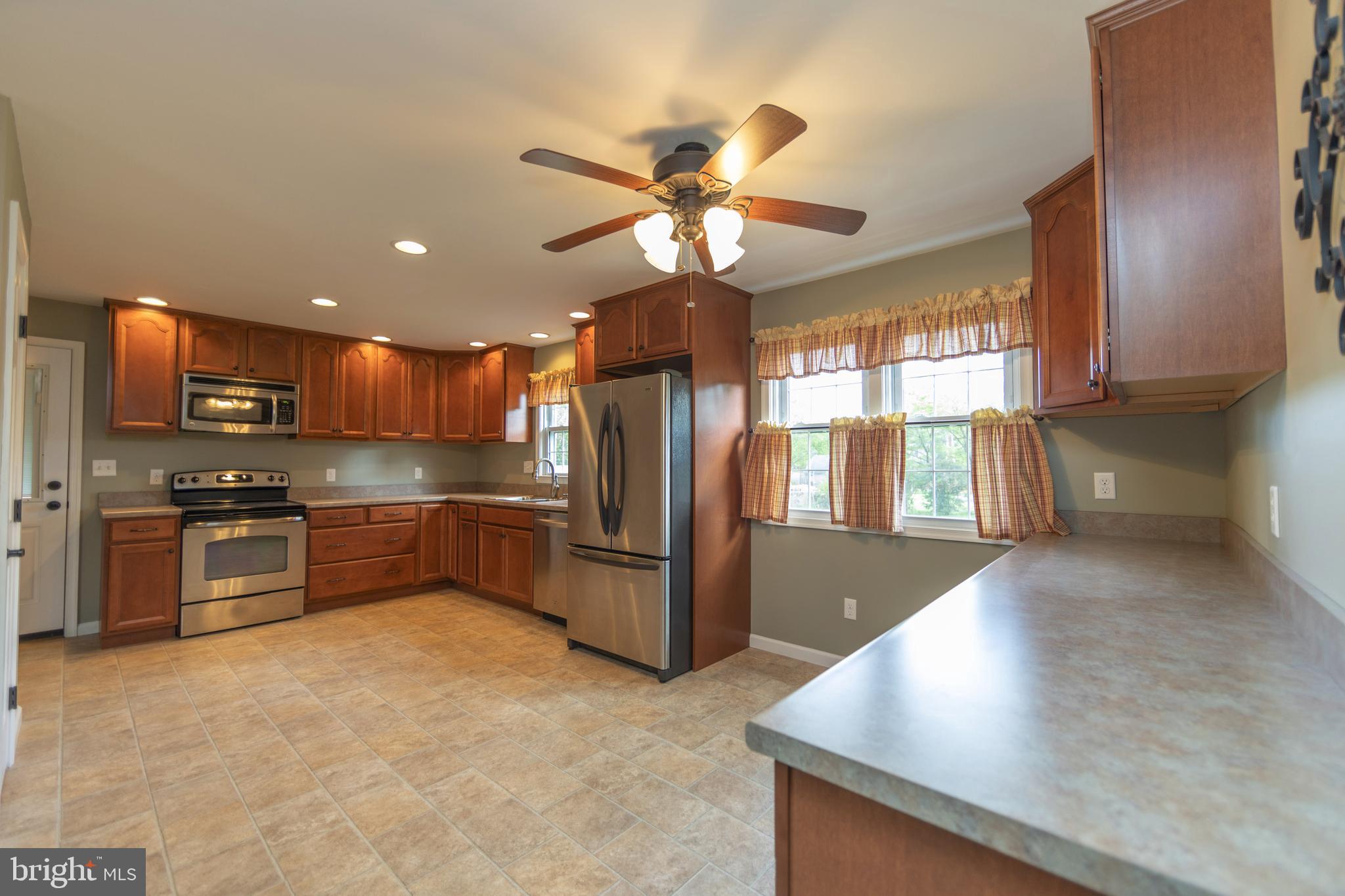 16705 Hampton Road Williamsport, MD 21795 - Photo 4 of 27 Gallery Image 4