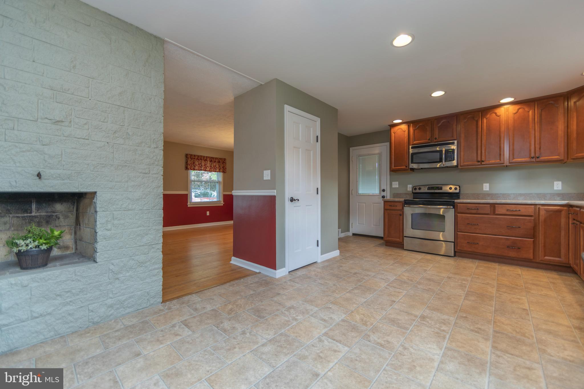 16705 Hampton Road Williamsport, MD 21795 - Photo 5 of 27 Gallery Image 5