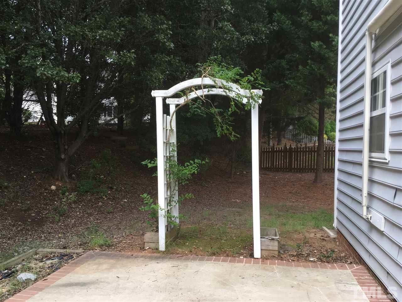 1326 Red Twig Road Apex, NC 27502 - Photo 20 of 25 Gallery Image 20
