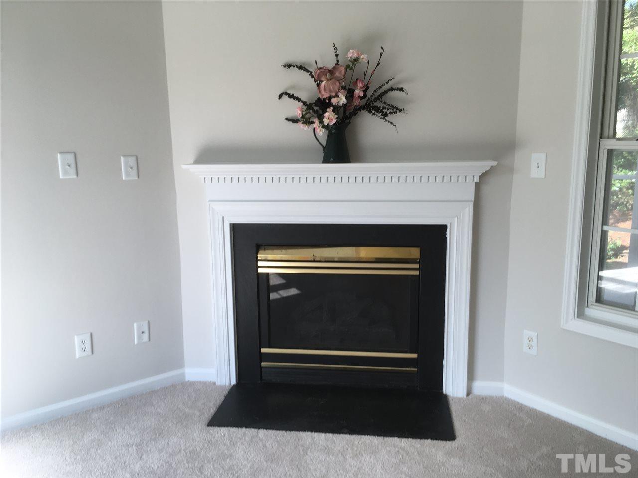 1326 Red Twig Road Apex, NC 27502 - Photo 4 of 25 Gallery Image 4