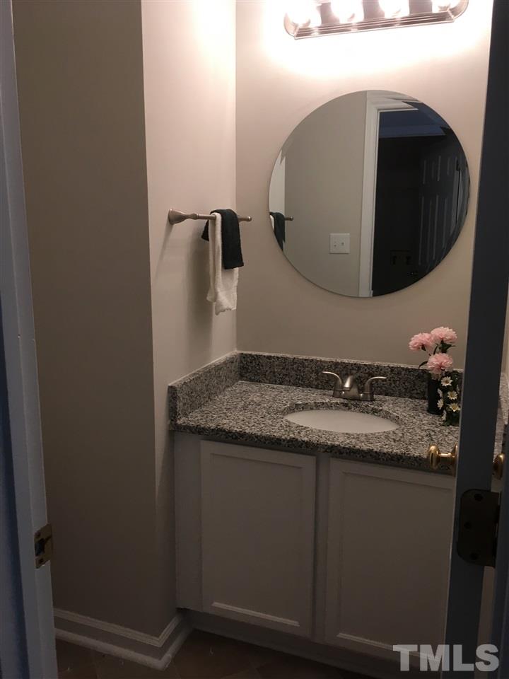 1326 Red Twig Road Apex, NC 27502 - Photo 10 of 25 Gallery Image 10