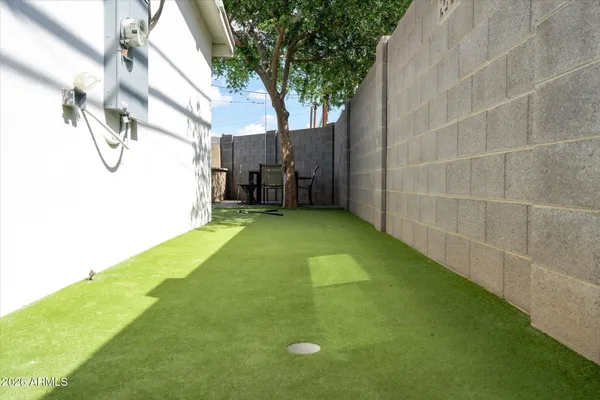 $3,900 | 423 North 73rd Place, Scottsdale, AZ 85257