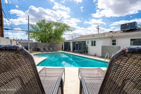 $3,900 | 423 North 73rd Place, Scottsdale, AZ 85257