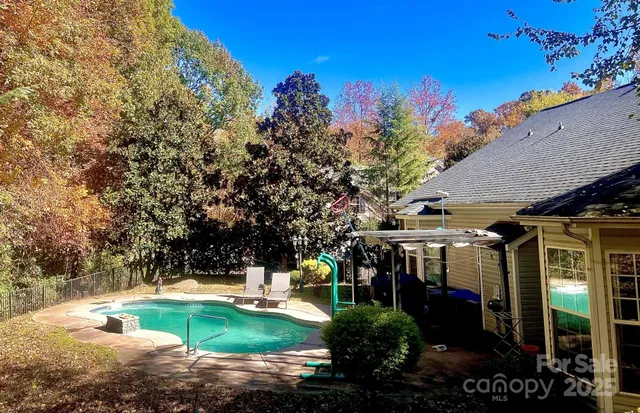 $475,000 | 10759 Big Bear Drive, Charlotte, NC 28278