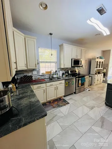 $475,000 | 10759 Big Bear Drive, Charlotte, NC 28278