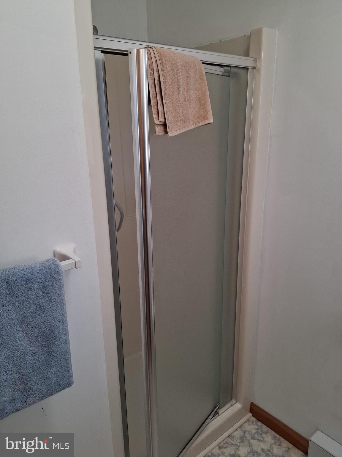 37072 Clubhouse Road Ocean View, DE 19970 - Photo 16 of 35 Primary BR Bath