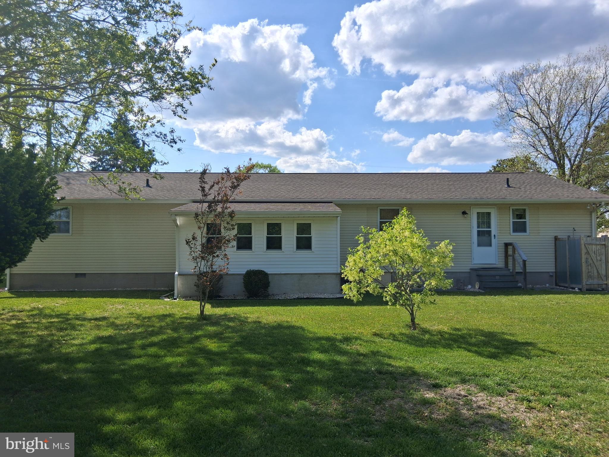 37072 Clubhouse Road Ocean View, DE 19970 - Photo 29 of 35 Backyard
