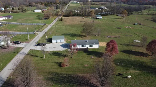 $249,900 | 11882 Clovis Pickett Road, Vevay, IN 47043