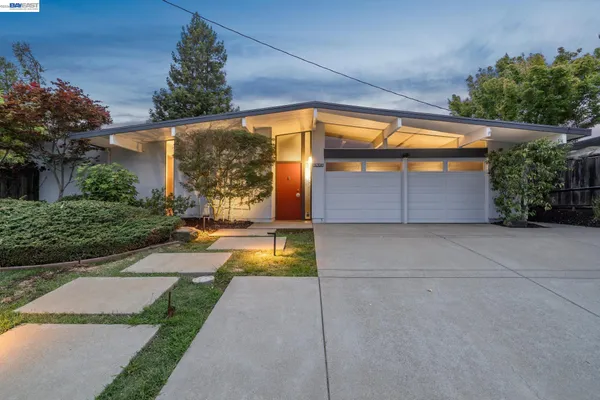 $1,795,000 | 5842 Highwood Road, Castro Valley, CA 94552