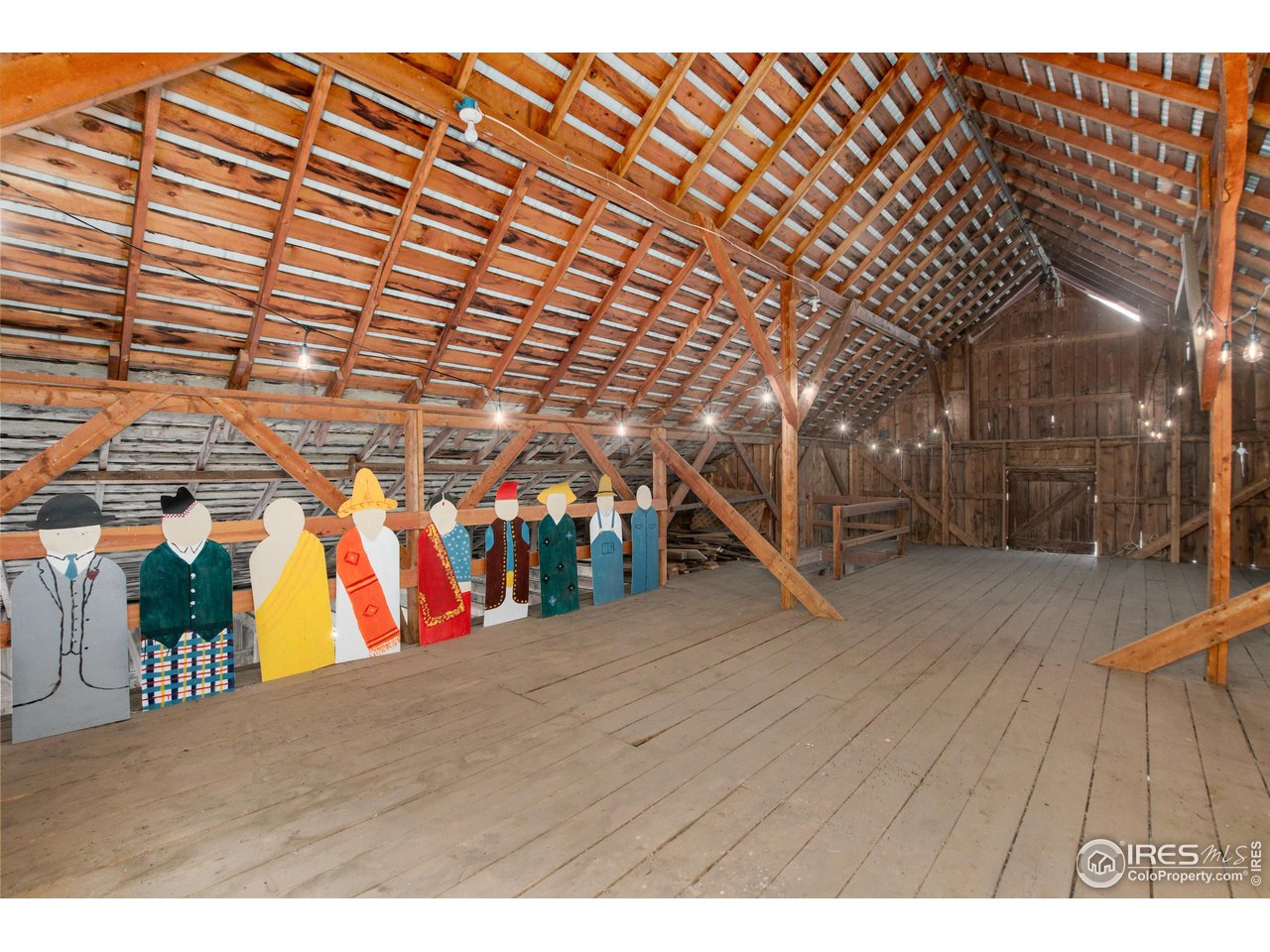 877 Apple Valley Road Lyons, CO 80540 - Photo 37 of 40 Awesome Loft in Barn