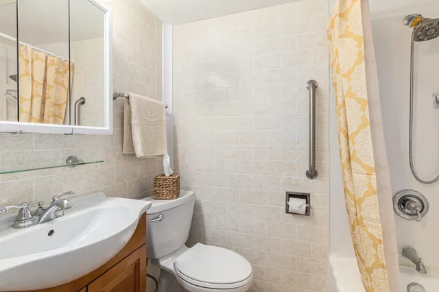 $300,000 | 213 Clark Street, Grass Lake, MI 49240