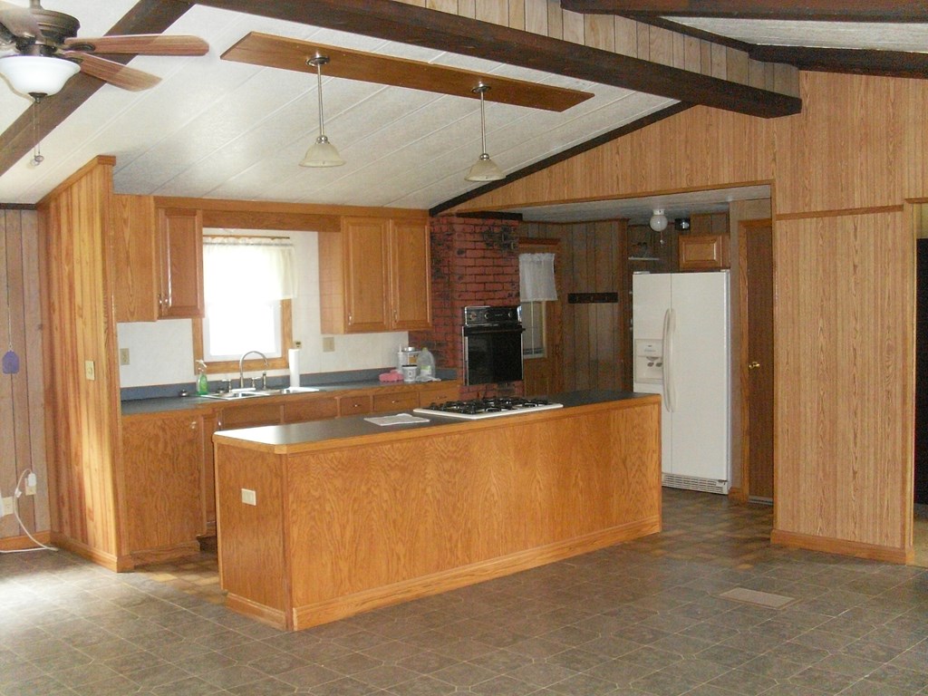 35955 Center Road Centerville, PA 16404 - Photo 8 of 16