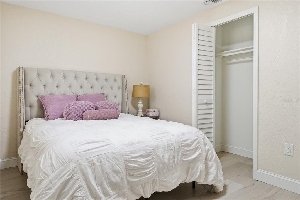 6338 Aberdeen Avenue New Port Richey, FL 34653 - Photo 13 of 34