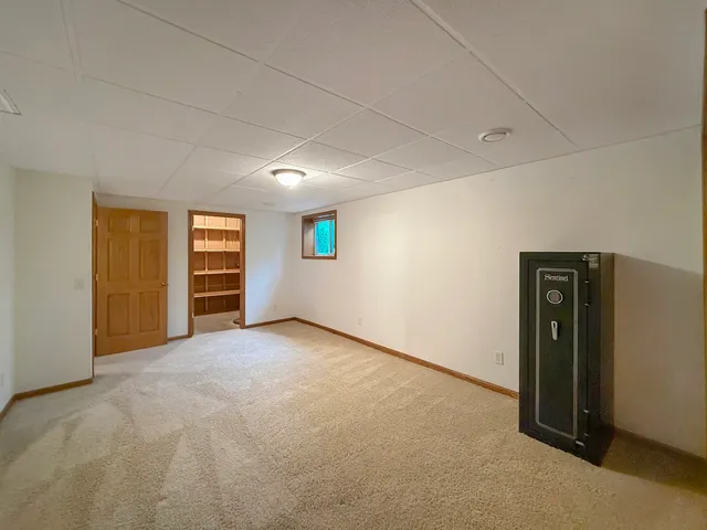 $599,000 | 5782 North Brown Road, Dakota, IL 61018