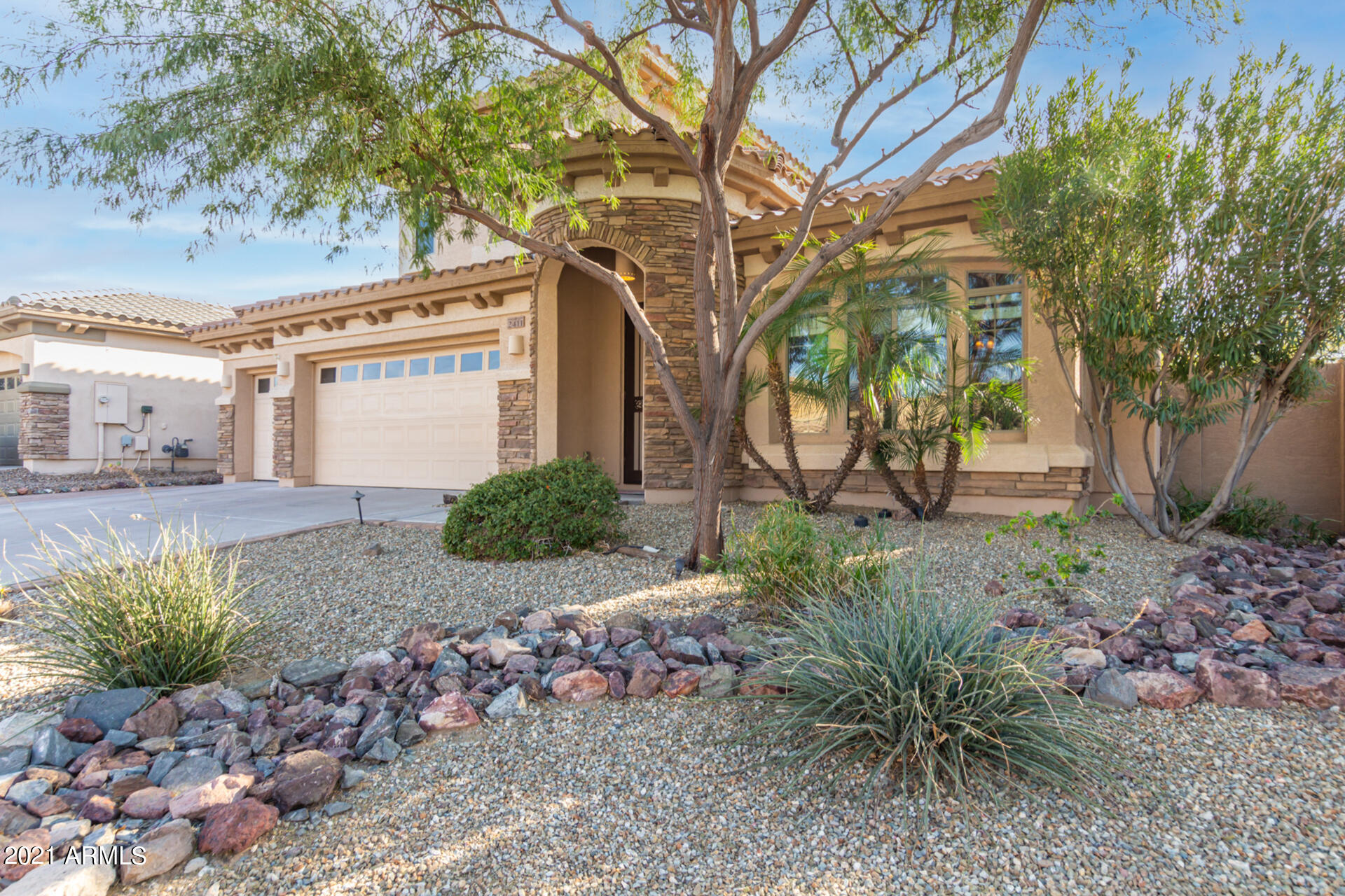 2411 West Mineral Road Phoenix, AZ 85041 - Photo 7 of 61 0005-05 Mineral