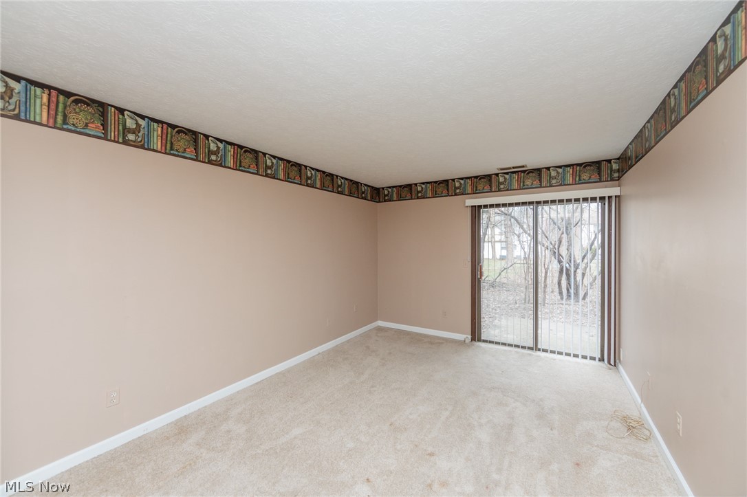 3265 Mayfield Road, Unit 29 Cleveland, OH 44118 - Photo 34 of 44