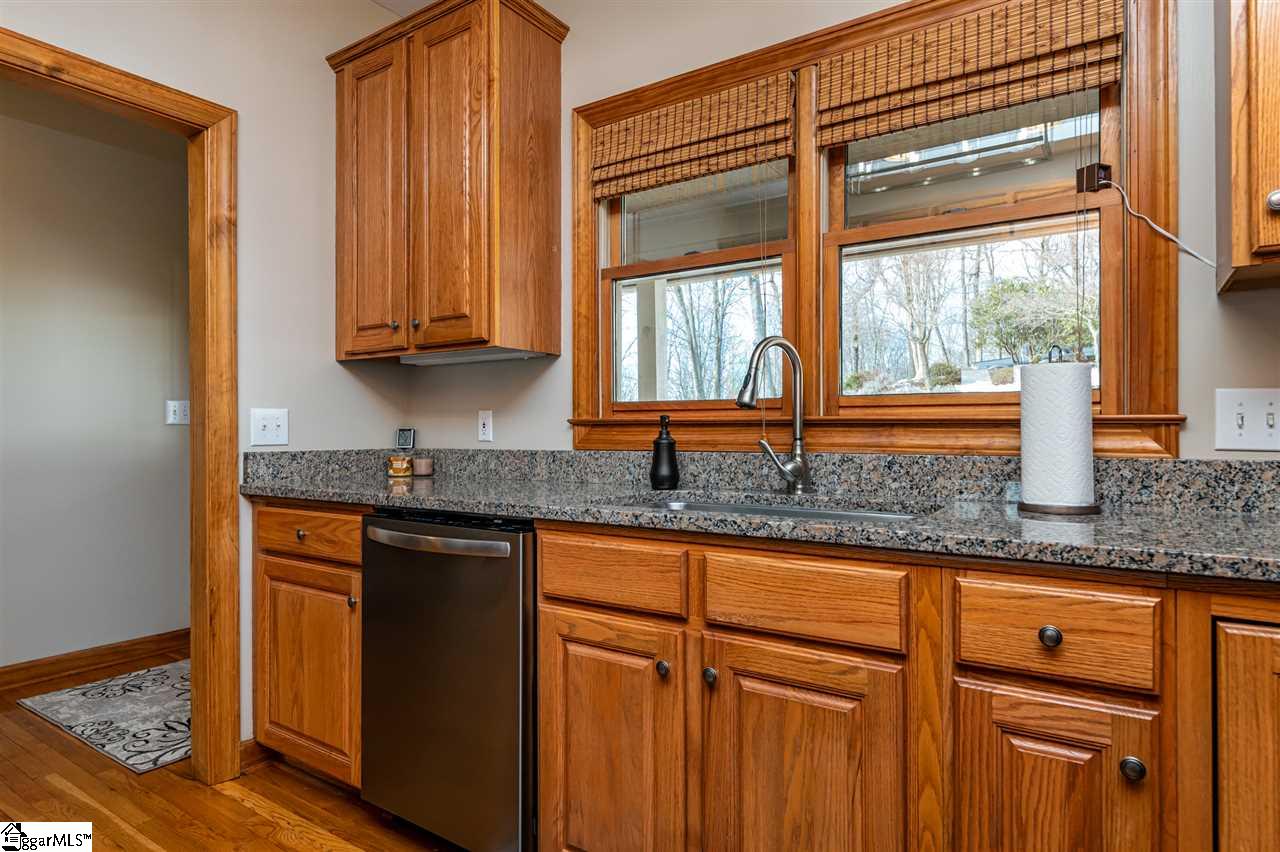 105 Raptor Way Landrum, SC 29356 - Photo 8 of 30