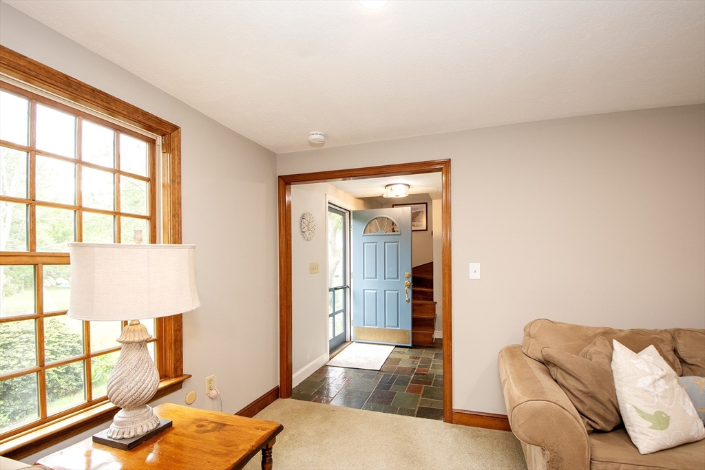 26 Old Coach Road Cohasset, MA 02025 - Photo 15 of 33