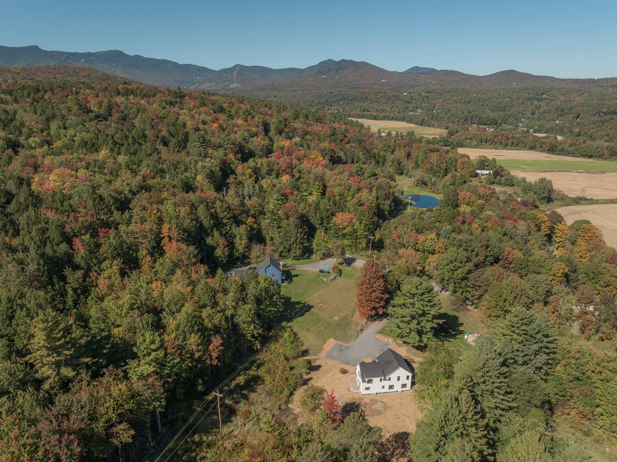 656 Luce Hill Road, Unit B Stowe, VT 05672 - Photo 10 of 34 Gallery Image 10