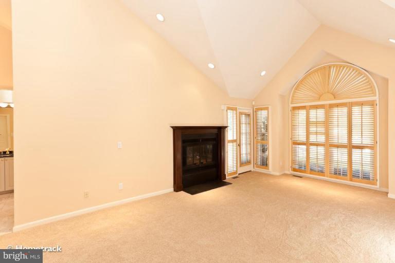 9 Deep Run Road Lutherville-Timonium, MD 21093 - Photo 11 of 17 Master Bedroom