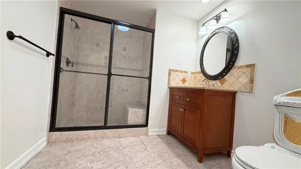 $4,300 | 414 East Valencia Avenue, Unit 111, Burbank, CA 91501