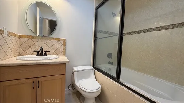 $4,300 | 414 East Valencia Avenue, Unit 111, Burbank, CA 91501