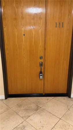 $4,300 | 414 East Valencia Avenue, Unit 111, Burbank, CA 91501