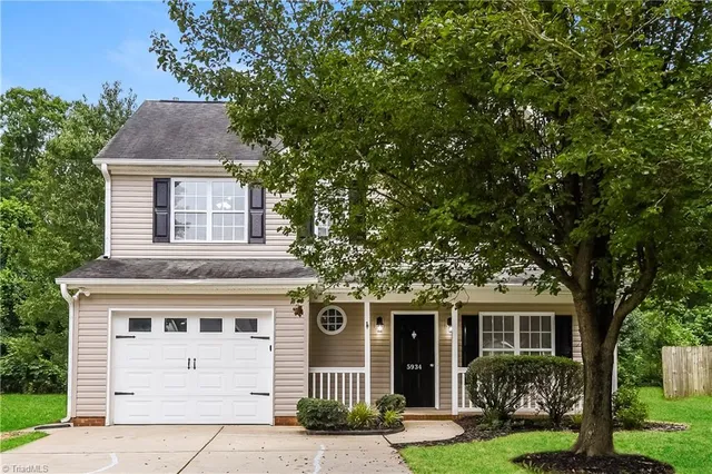 $1,910 | 5934 Bluestem Circle, Greensboro, NC 27405