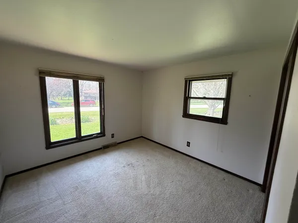 $210,000 | 850 Palau Parkway, Rockford, IL 61108