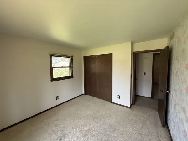 $210,000 | 850 Palau Parkway, Rockford, IL 61108