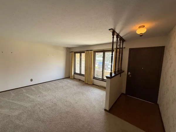 $210,000 | 850 Palau Parkway, Rockford, IL 61108