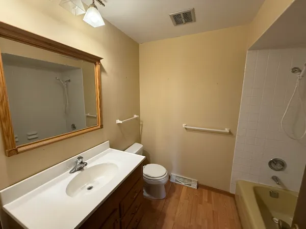 $210,000 | 850 Palau Parkway, Rockford, IL 61108