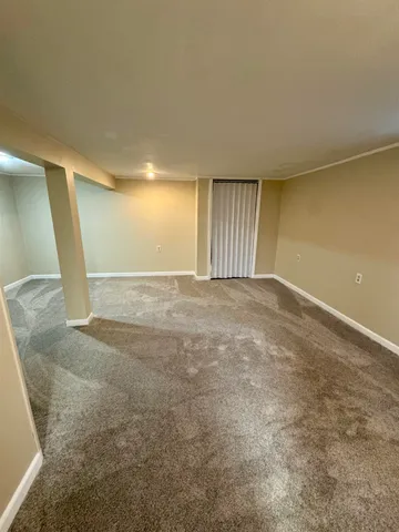 $1,500 | 2225 26th Street, Rock Island, IL 61201