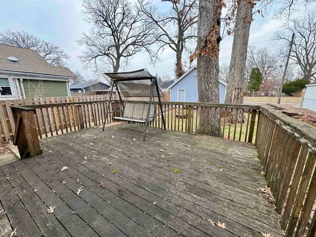 $1,500 | 2225 26th Street, Rock Island, IL 61201