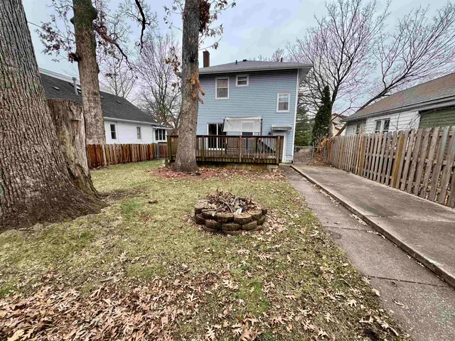 $1,500 | 2225 26th Street, Rock Island, IL 61201