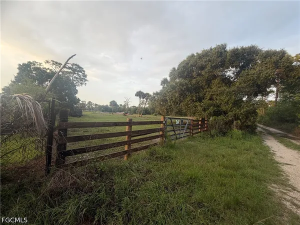 $210,000 | 13707 Navel Avenue, Clewiston, FL 33440