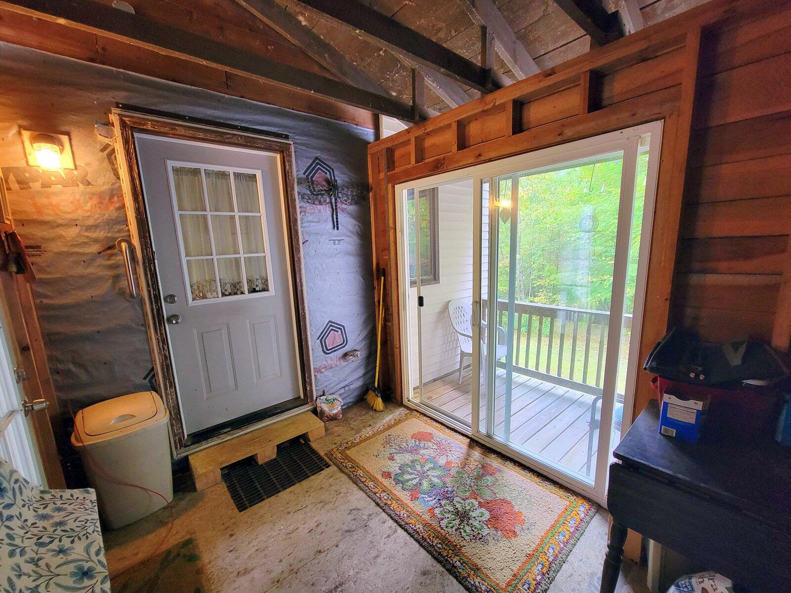 305 School Street Weld, ME 04285 - Photo 13 of 35 03-Mud room