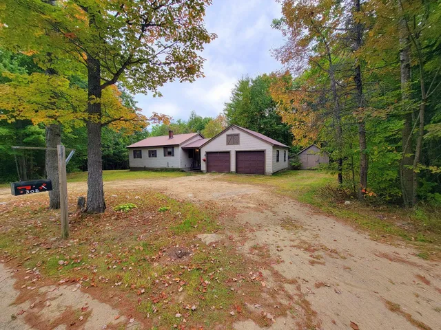 $228,000 | 305 School Street, Weld, ME 04285