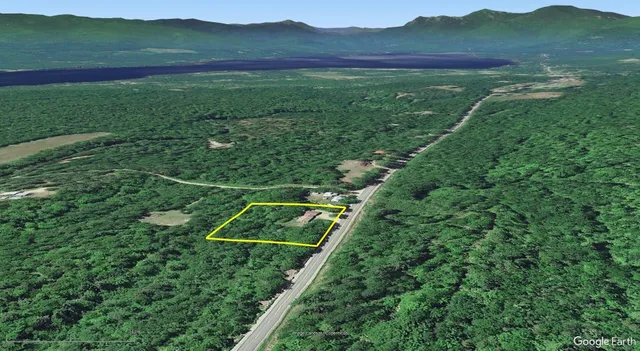 $228,000 | 305 School Street, Weld, ME 04285