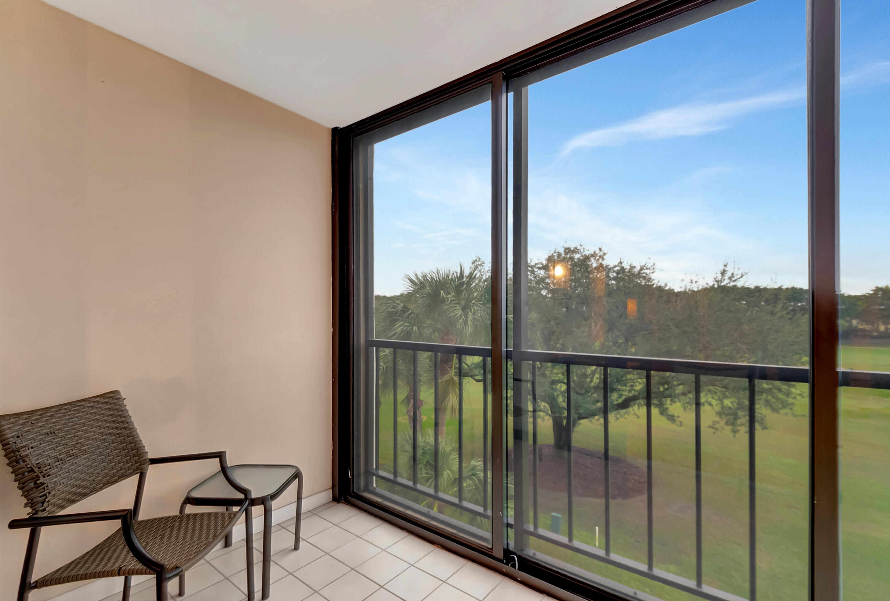 7835 Lakeside Boulevard, Unit 945 Boca Raton, FL 33434 - Photo 32 of 65 DSC_4116