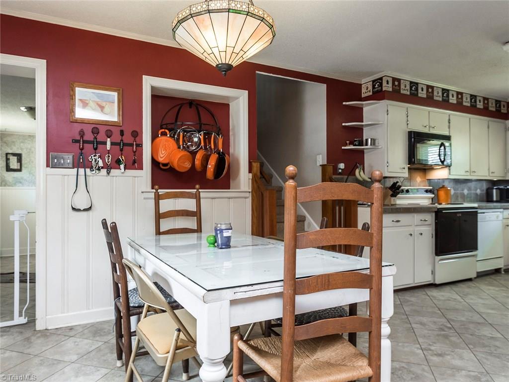 2220 Swepsonville Road Graham, NC 27253 - Photo 12 of 29 Dining Room