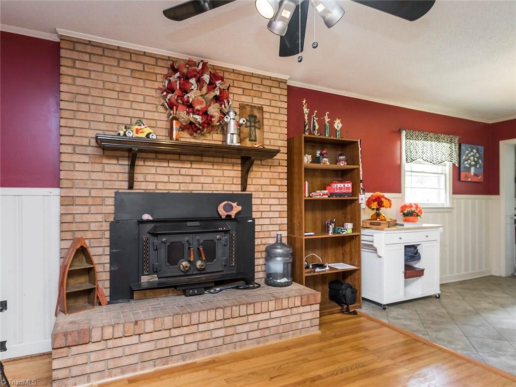 2220 Swepsonville Road Graham, NC 27253 - Photo 14 of 29 Den