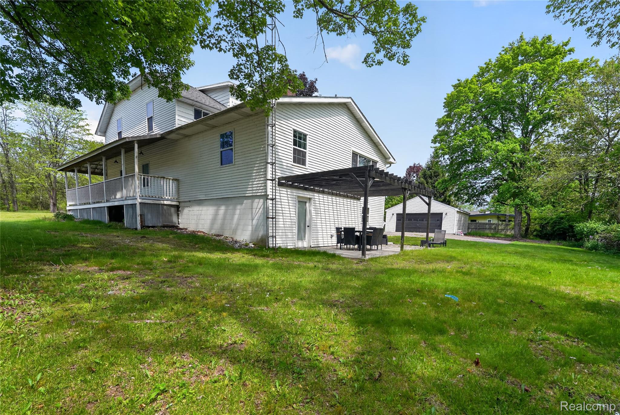 6235 Flushing Road Flushing, MI 48433 - Photo 42 of 58 42-6235-Flushing-Rd-Flushing-Windowstill.jpg