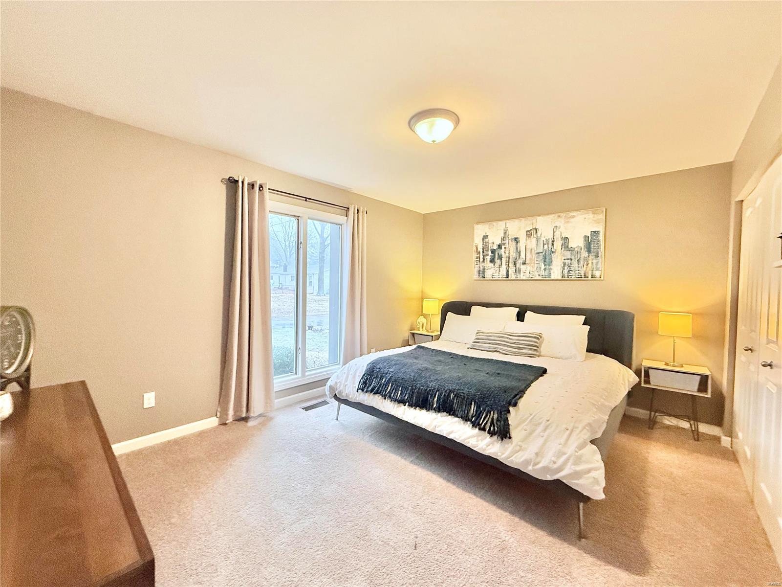 402 Algonquin Drive Ballwin, MO 63011 - Photo 16 of 53