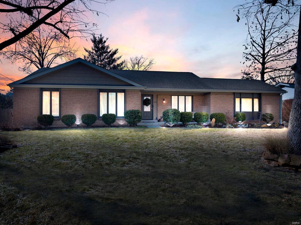 402 Algonquin Drive Ballwin, MO 63011 - Photo 2 of 53