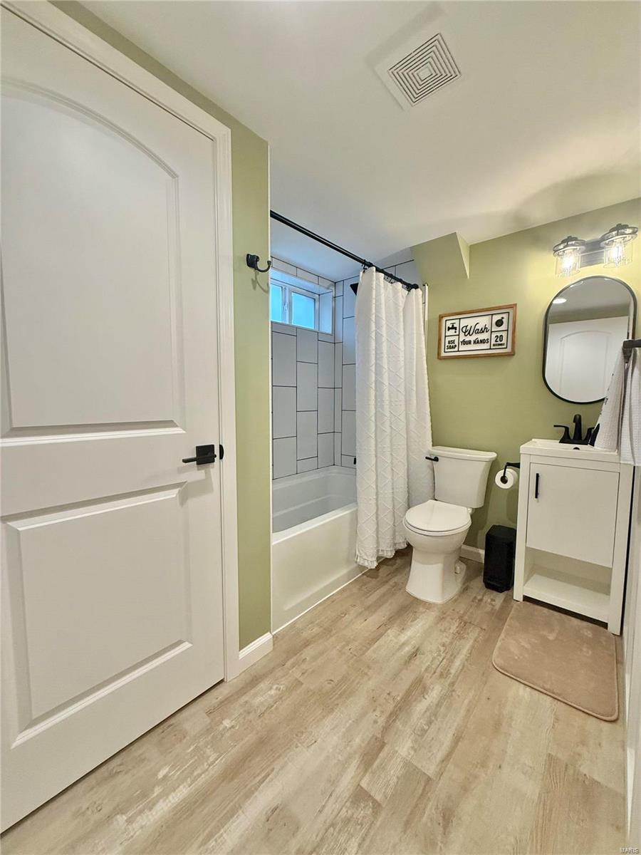 402 Algonquin Drive Ballwin, MO 63011 - Photo 28 of 53