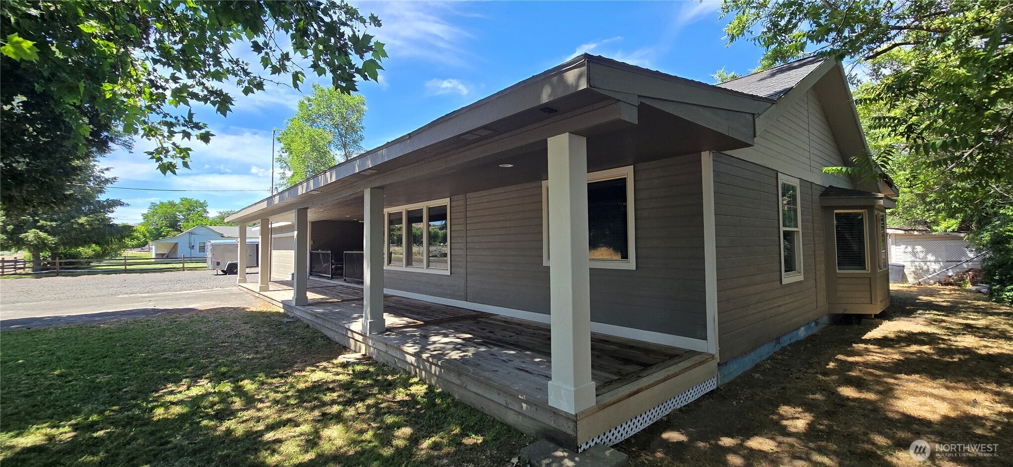 161 Orchard Rite Road Yakima, WA 98908 - Photo 2 of 40