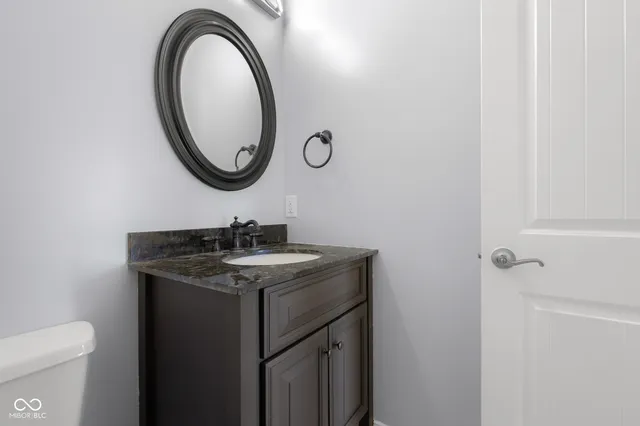 $559,900 | 2076 Pawnee Trail, Columbus, IN 47203