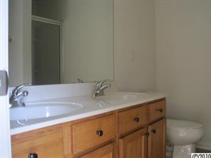 5425 Keener Ridge Road Charlotte, NC 28216 - Photo 6 of 8 Gallery Image 6
