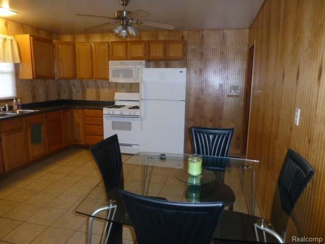 8725 Cade Road Brown City, MI 48416 - Photo 15 of 41 P1020634.JPG